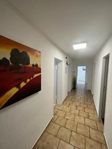 Monteurapart Neu-Ulm Apartment Homestay